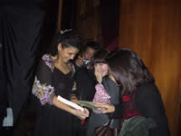 �C���@�E�r�g���@�[�ƐԂ����